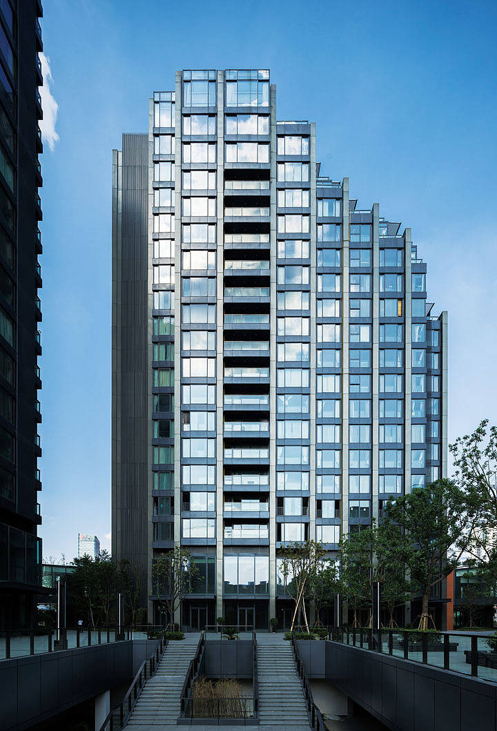 上海静安华侨城苏河湾底商黄金地段沿街底商得房率回报率高官网营销