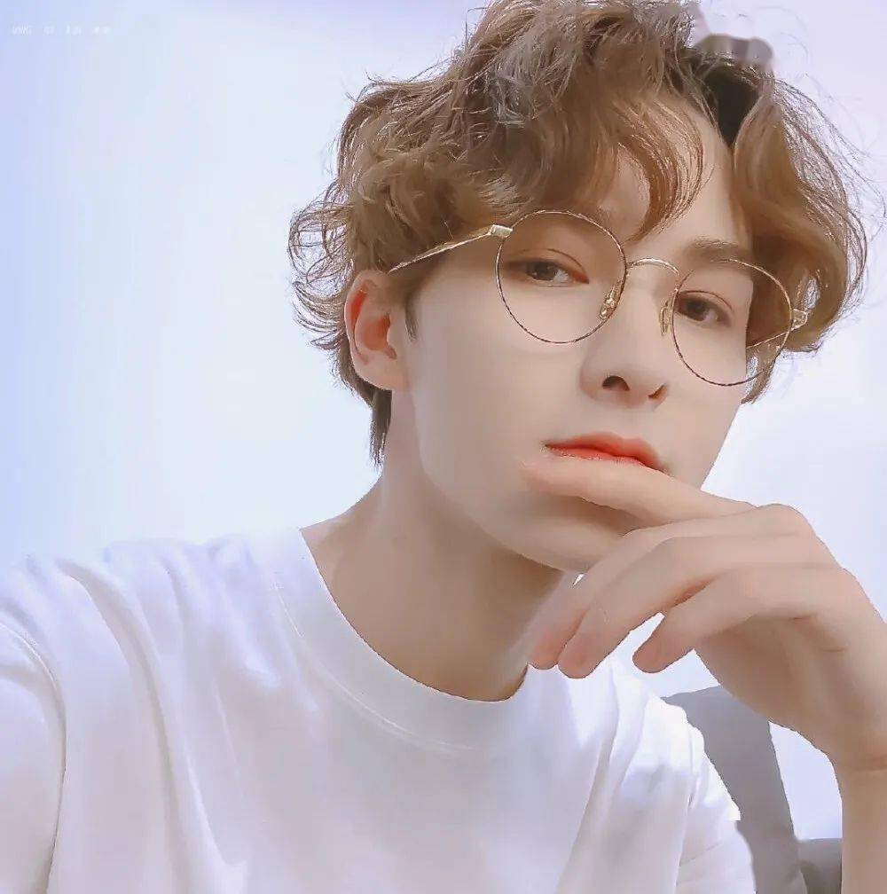 微信头像朱正廷