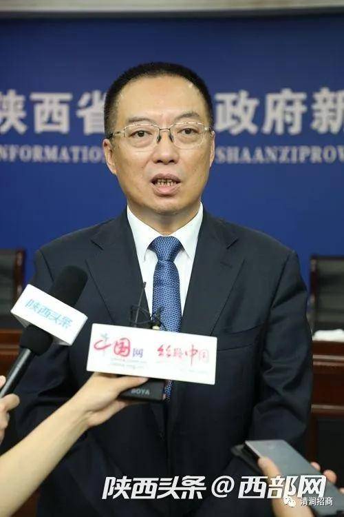 榆林市市长李春临:榆林899个贫困村,保证每个村都有企业帮扶