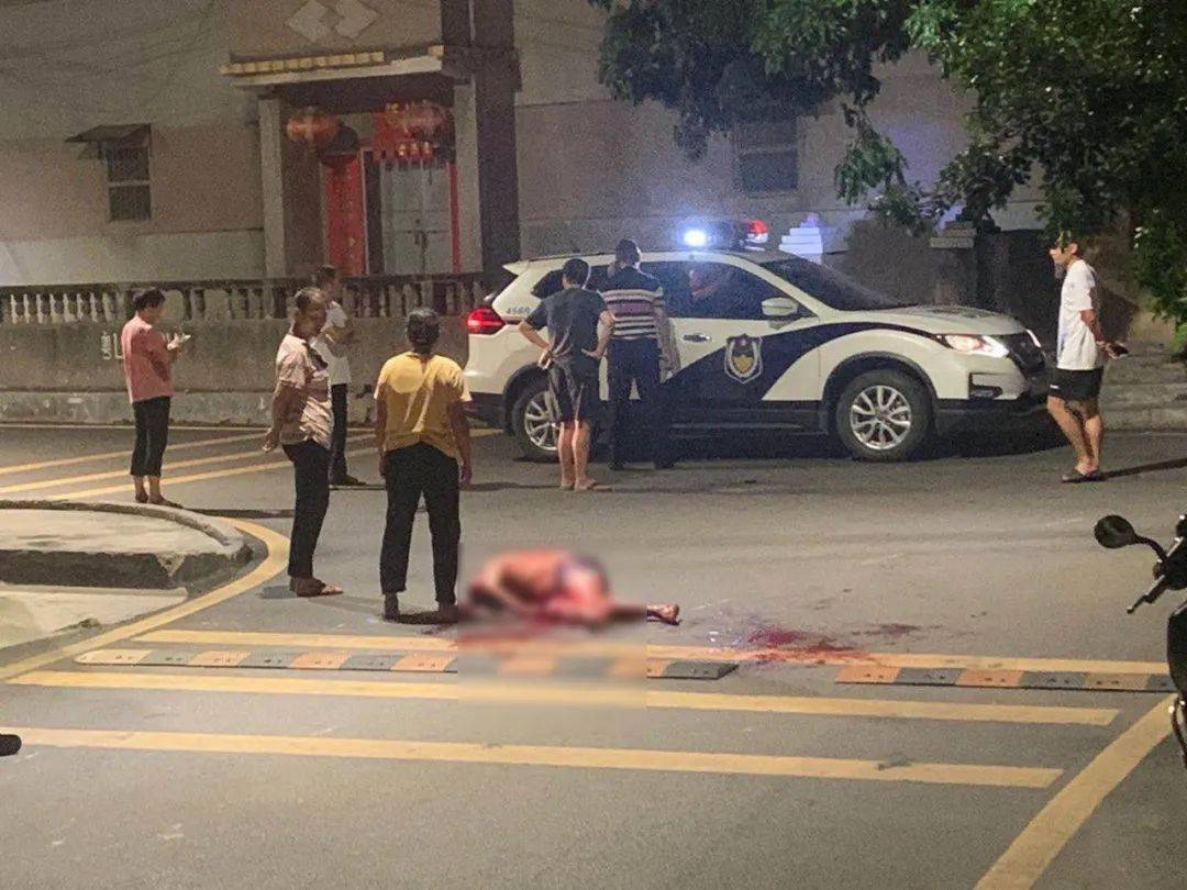 动机曝光梅城一男子持刀行凶致老父亲当场身亡