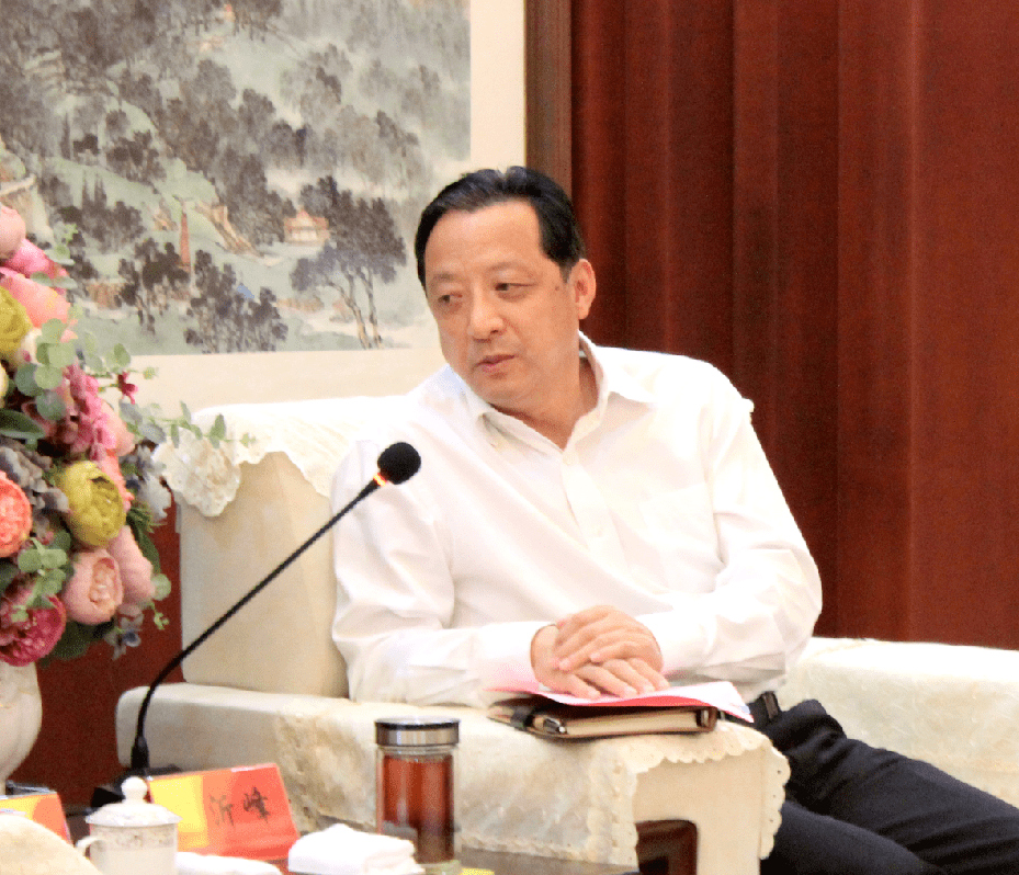 董沂峰会见孙兴 双方洽谈合作事宜