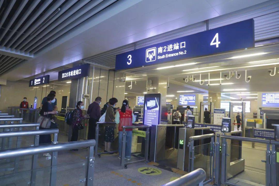 汉口站有新优化地下进站口重启可点外卖车次更多