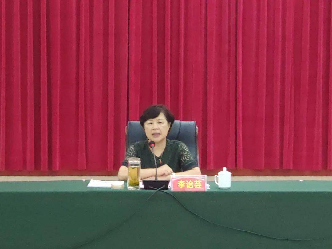 郭澜指出,通过实地观摩学习安远县中小学校体育场馆对外开放工作以及