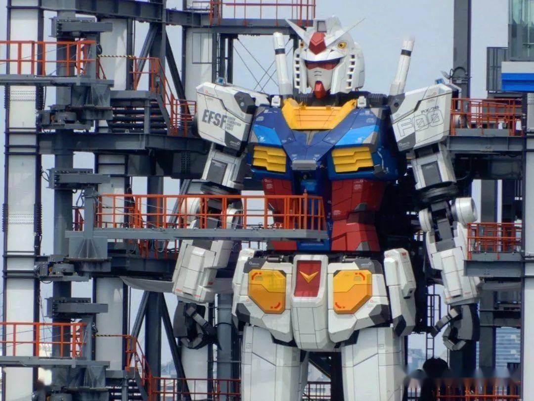 日本横滨11实物大可动rx78f00高达头部亮灯动作测试短视频