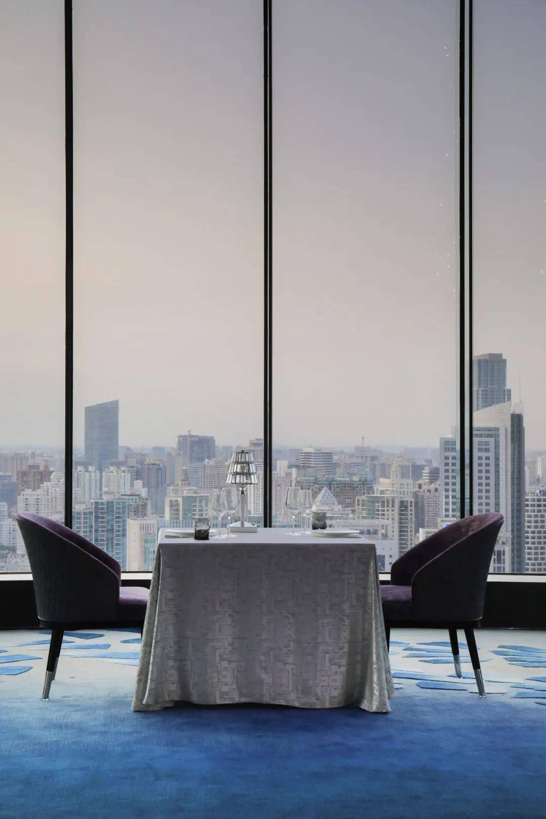 于云端纵览城市美景丨新锦江大酒店蓝天旋转餐厅荣耀回归