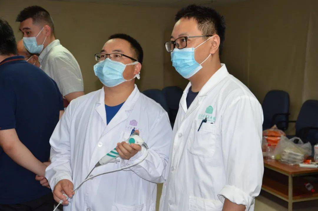 医院泌尿外科手把手培训班暨ems培训学院标准通道经皮肾镜手术培训班