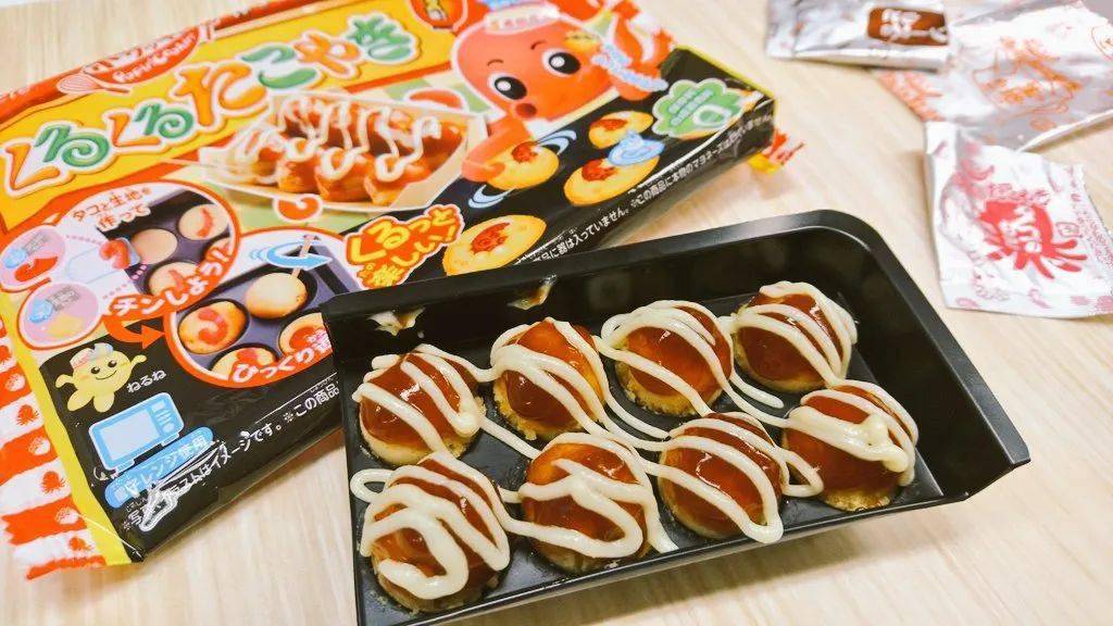 边吃边玩的日本食玩,让大人也沉迷进去的理由是……?