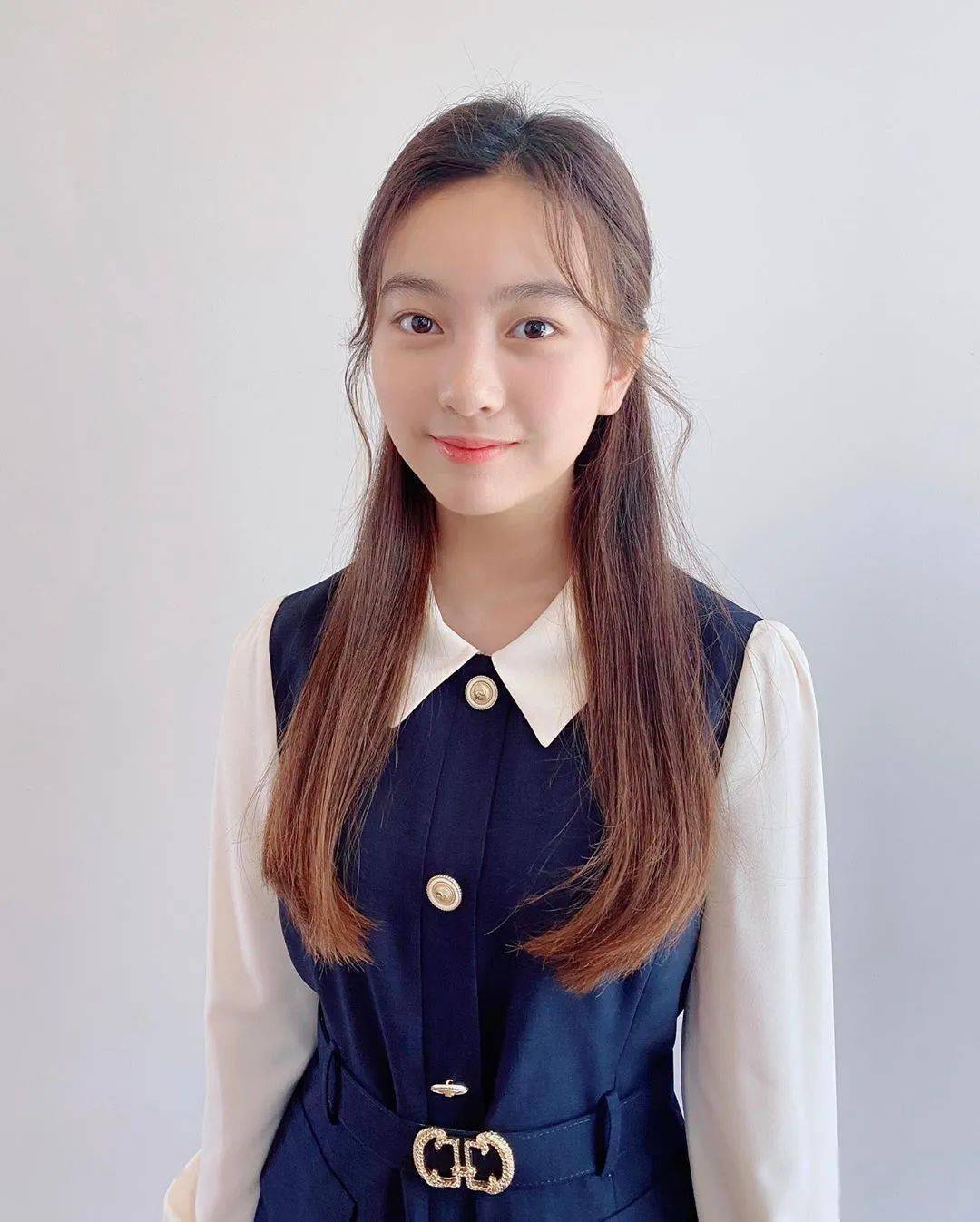 当年客串bigbang演唱会《blue》开场小女孩葛素媛近照67