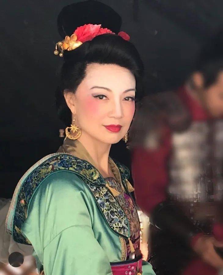 美人计初代花木兰温明娜带着女儿演花木兰居然是个小甜甜