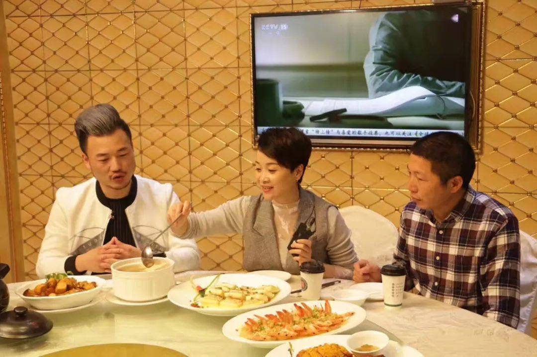 探访南安阿兵哥豆干坊,泉州美食节目主持人少霞金淘阿兵哥豆干坊位于