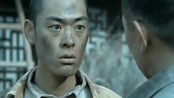 亮剑和尚见李云龙就一掌打趴在地和尚加入独立团