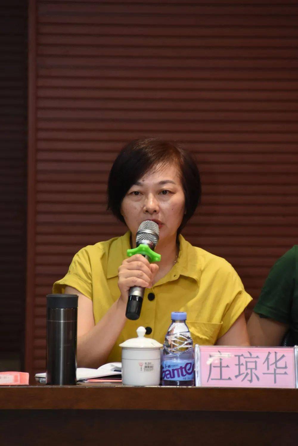 核心素养》的专题讲座;泉州市实验小学陈璐老师以特殊时期的评价方式