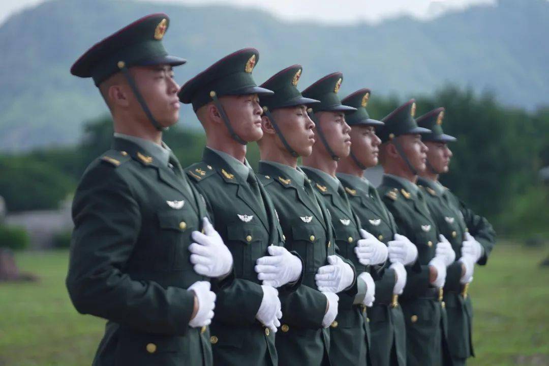 队列示范▲刺杀操演示一场步兵班进攻战斗一颗颗子弹充满战味杀声震