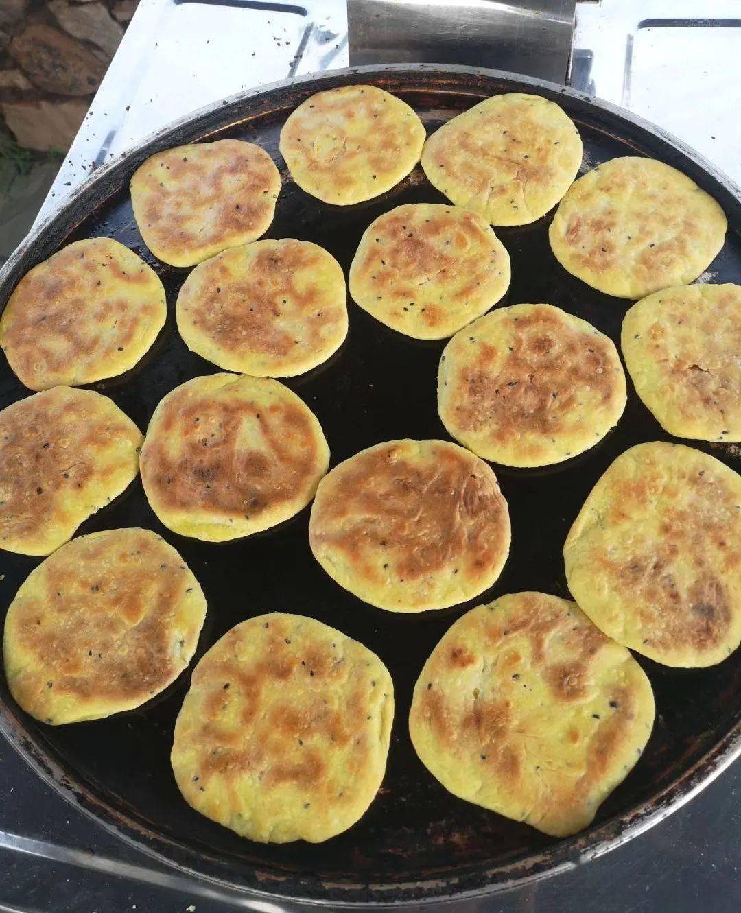 中秋近了香甜薄脆的阳山大麦饼拍了拍你