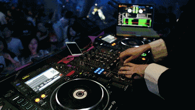 乐东首家ktv包厢dj打碟震撼开启文中福利先到先得