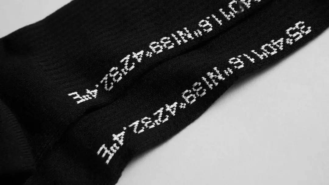 不买「交叉骨」等于没买 wtaps x vans,何况可不只有鞋款!_vault