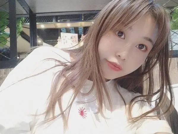 七十号选手:刘雨橙姓名:刘雨橙职业:教育个人介绍:原汁原味西北人