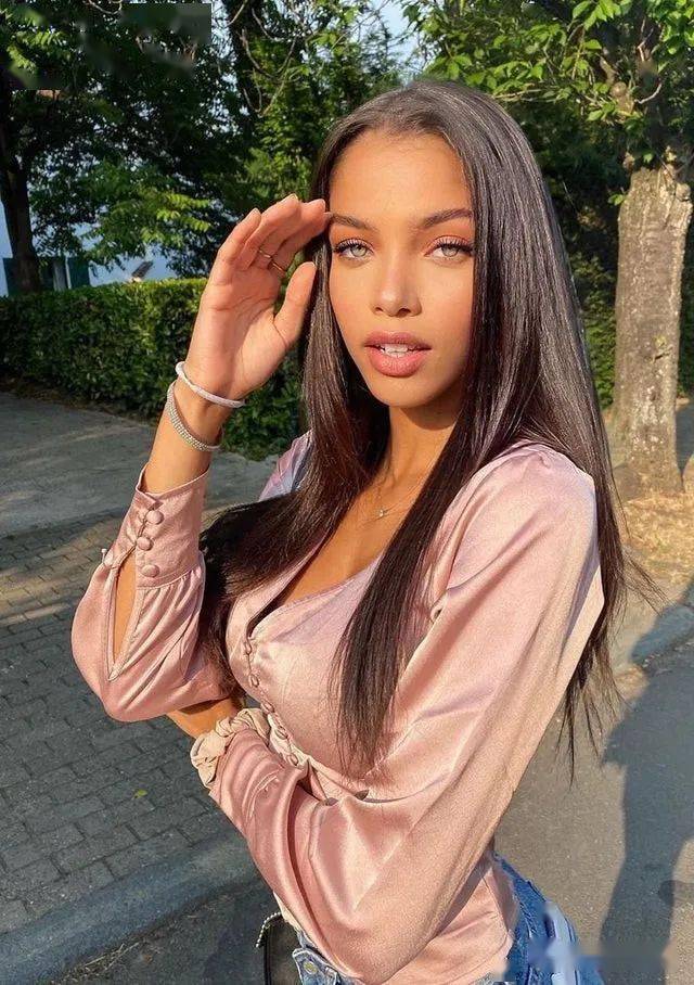 reddit混血美人专区里的各国混血女孩一个个过分好看了吧