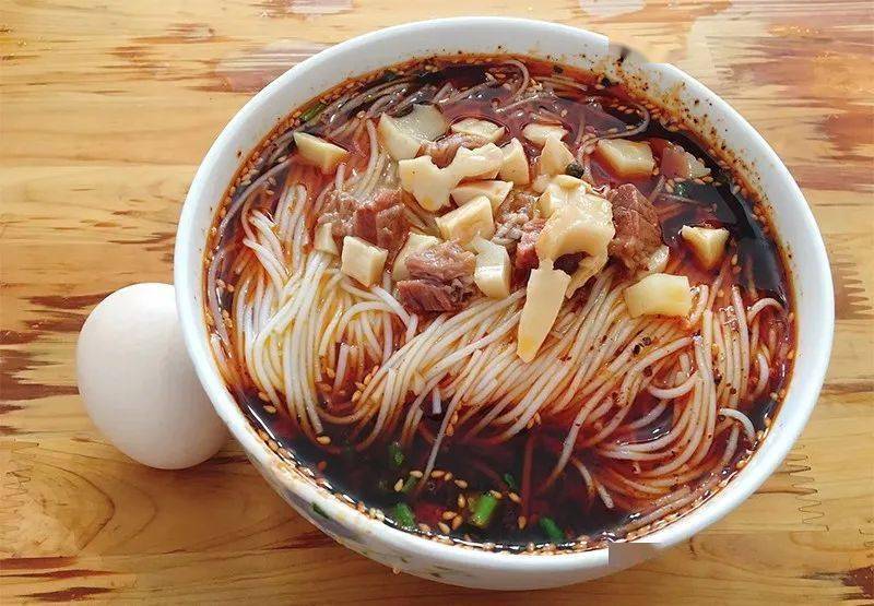 在什邡游子用美食治愈乡愁