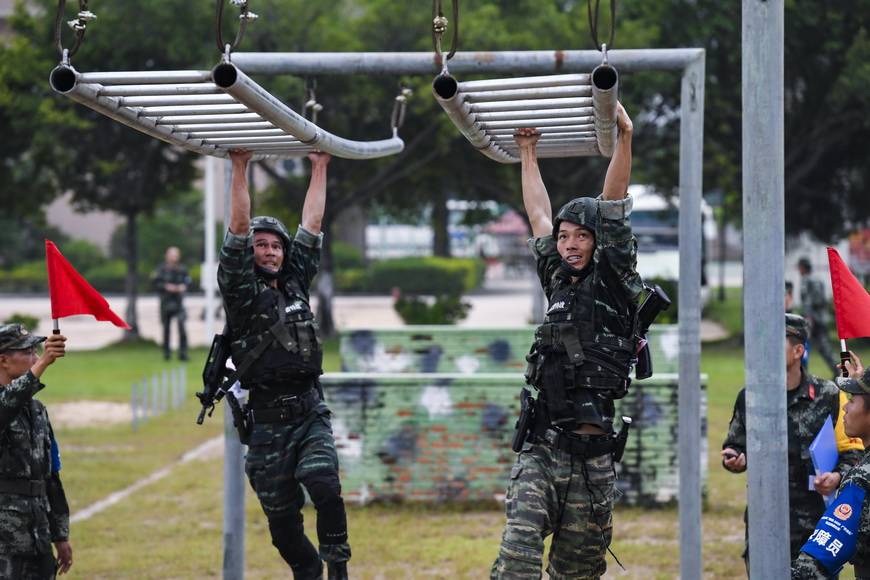 按照源于大纲,高于大纲,难于大纲的要求,将战场映射成赛场,战队映射