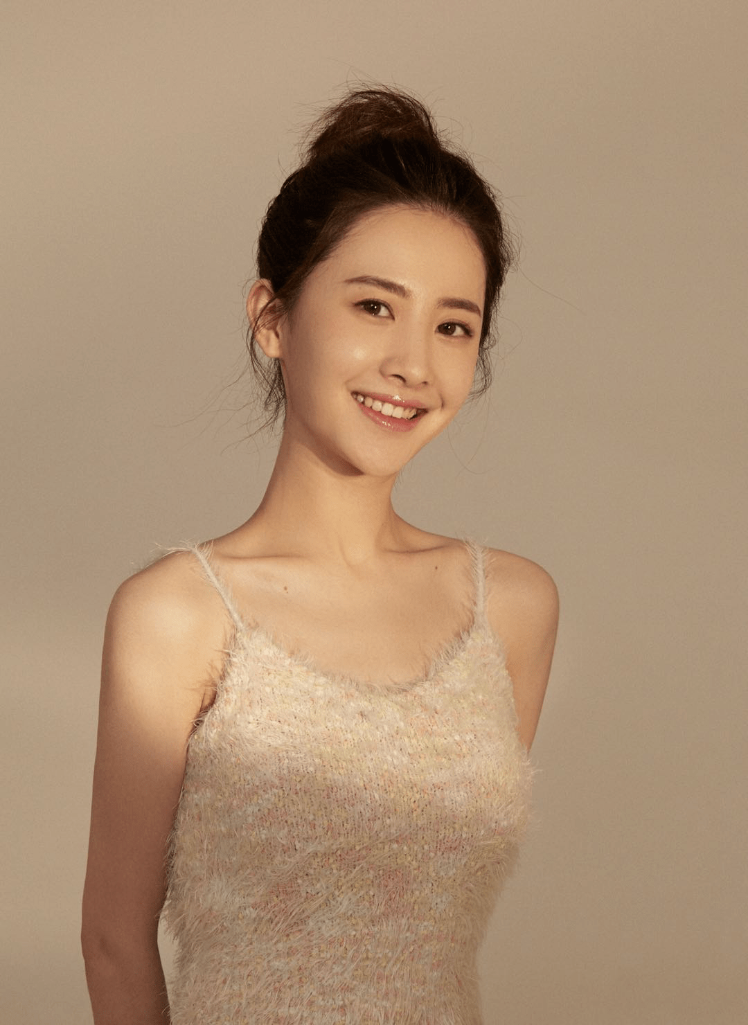 90微博id:髙天翔参演舞台作品:《兰若五更》,《梦里状元》,《倒影》