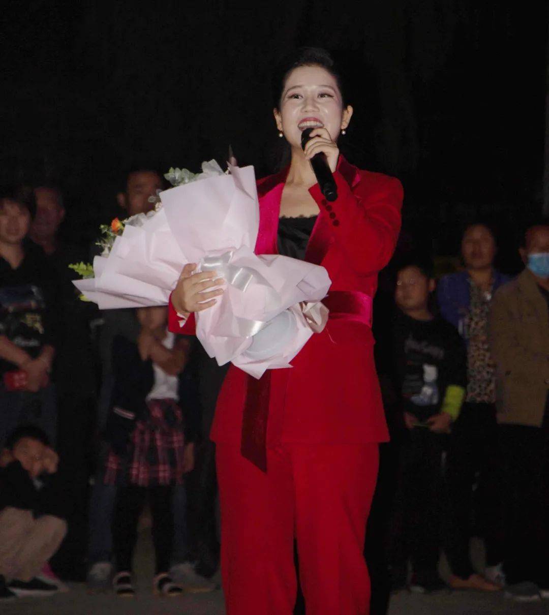 彭光琴;中国内地歌手演员,华语乐坛原创音乐人——洛琦;现场更是邀请