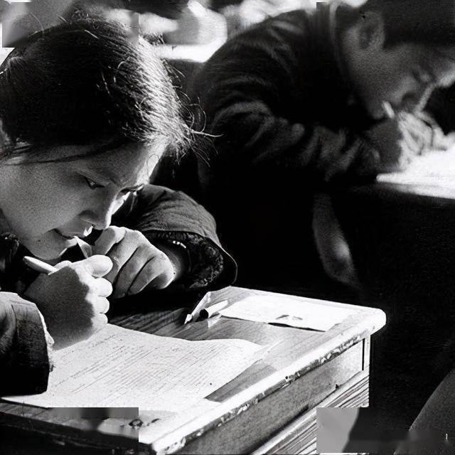 老照片70年代的人们