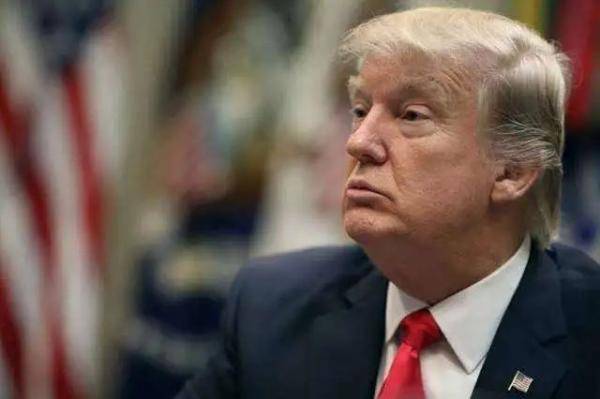 怕被中国卡脖子特朗普又下令了