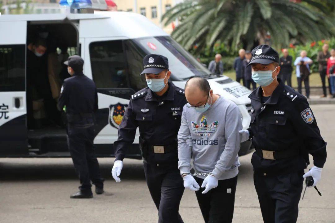 最高获刑25年南充这起黑社会性质组织案宣判