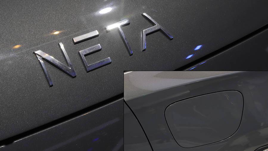 【鹏哥聊车】续航超400km的小型suv,哪吒v车展实拍