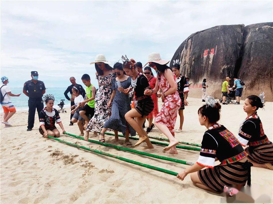 【高清美图】海南旅游活动丰富,游人尽享海岛假期_游客