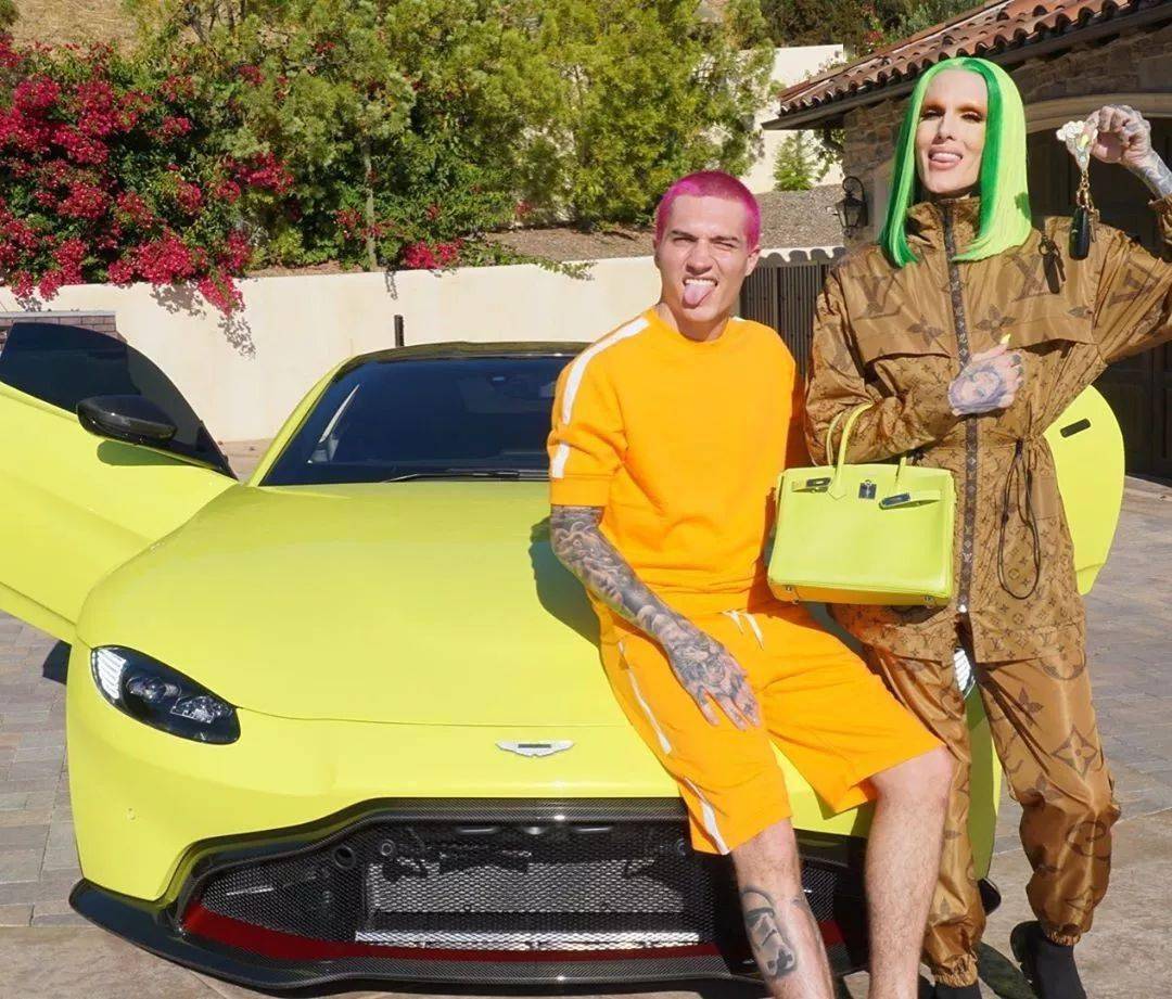jeffreestar分手后网络撕逼互相发黑料打算同归于尽