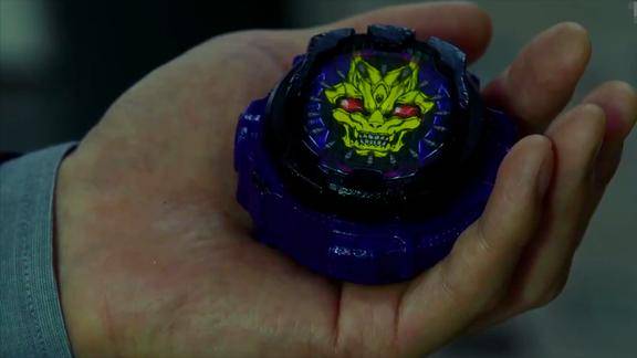 01剧场版异类01的表出现了统治人类的世界的时代到了