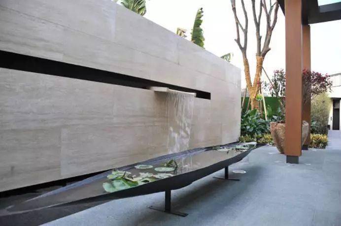 "墙"力推荐,这才是庭院景墙该有的样子