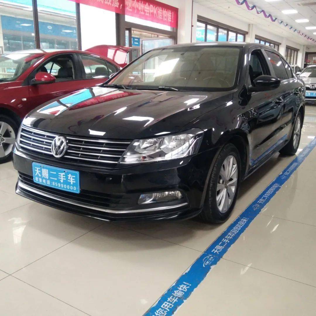 6l 燃油方式 :汽油 燃油方式 :汽油 颜 色 :银 车架号:012181 登记