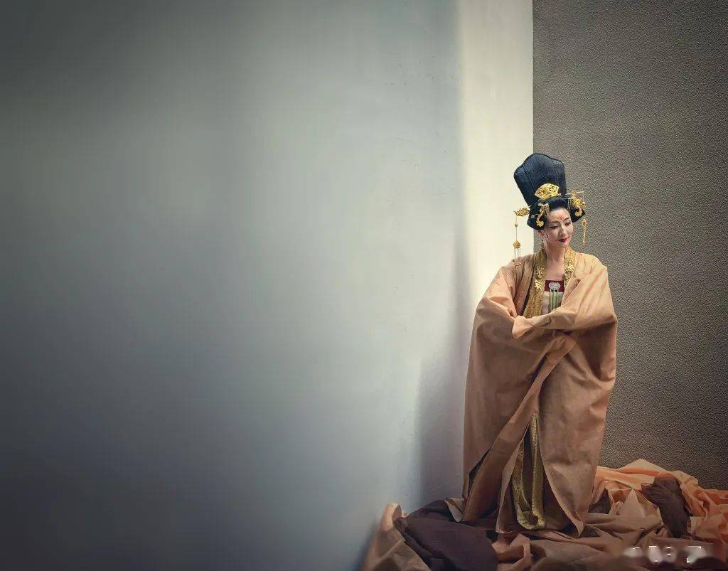 更新一组原版丽人行郝若琦的倾国倾城照