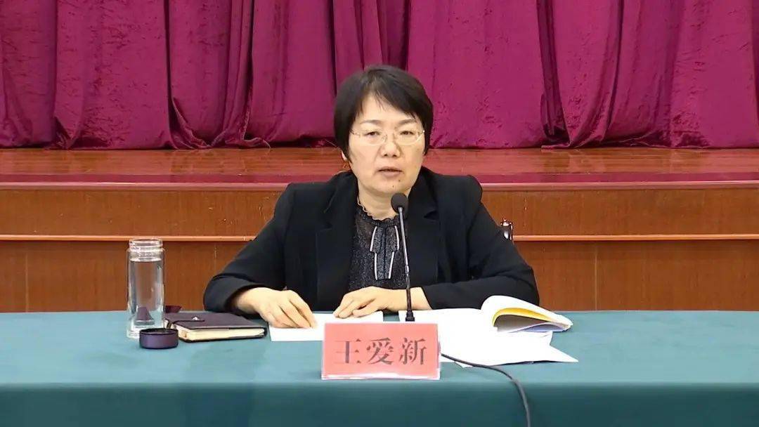 区委书记王爱新在讲话中指出,今年以来,经过各级各