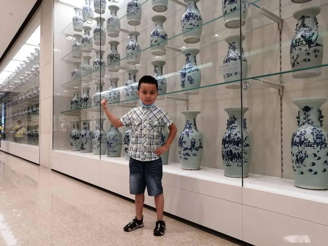 获明年《中国诗词大会》第六季首张入场券_王恒屹