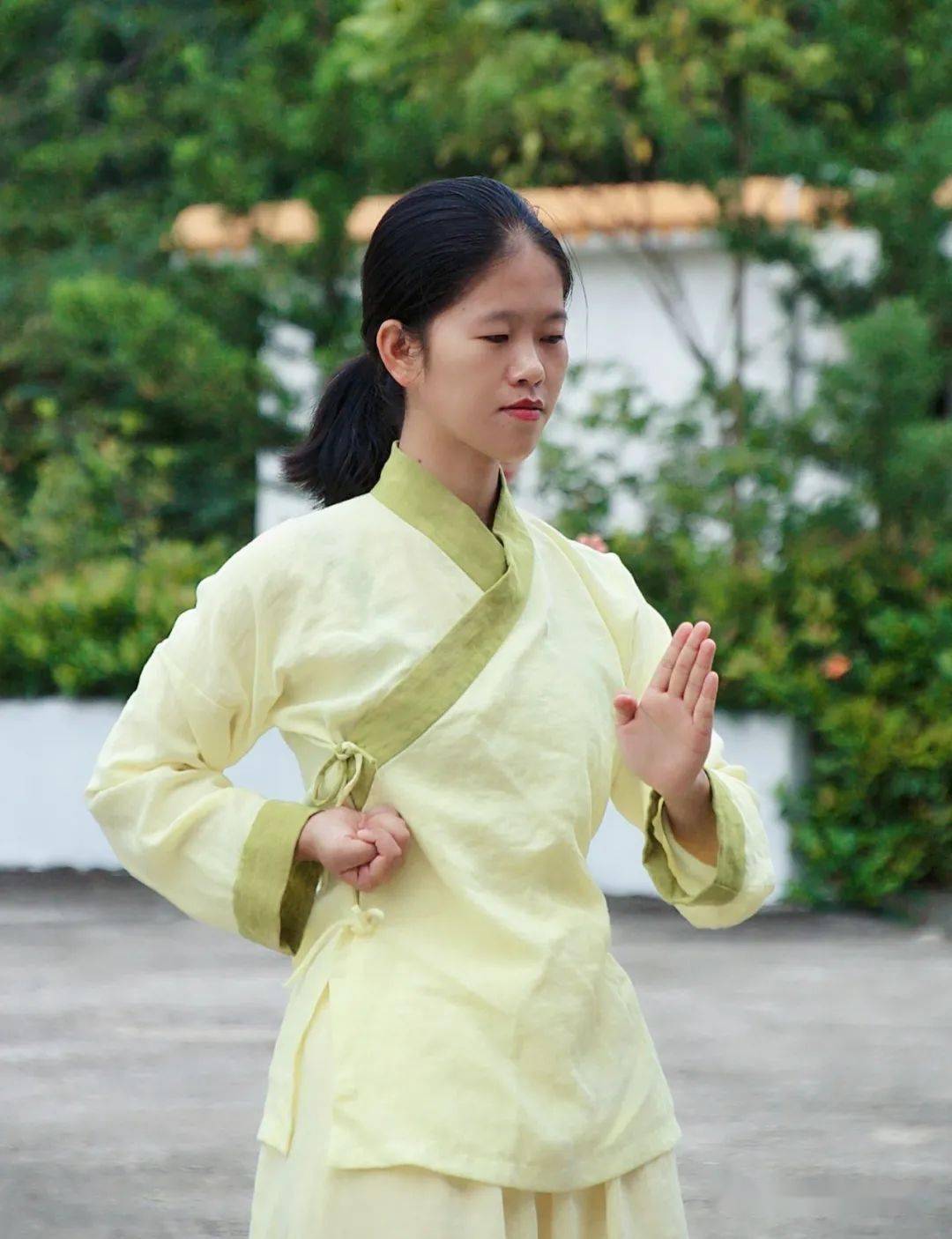 为期两天的内训,老师们一起晨读,晨练,晨礼(早晨给孔夫子行礼),一起