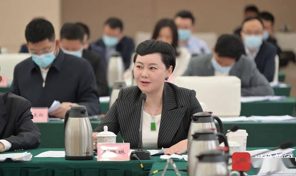 10月10日,四川省"十四五"规划编制企业家座谈会在成都召开,省委书记