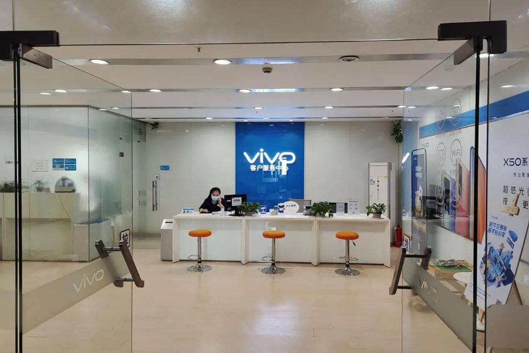 一天体验两项售后理想one加装踏板与vivo重新贴膜