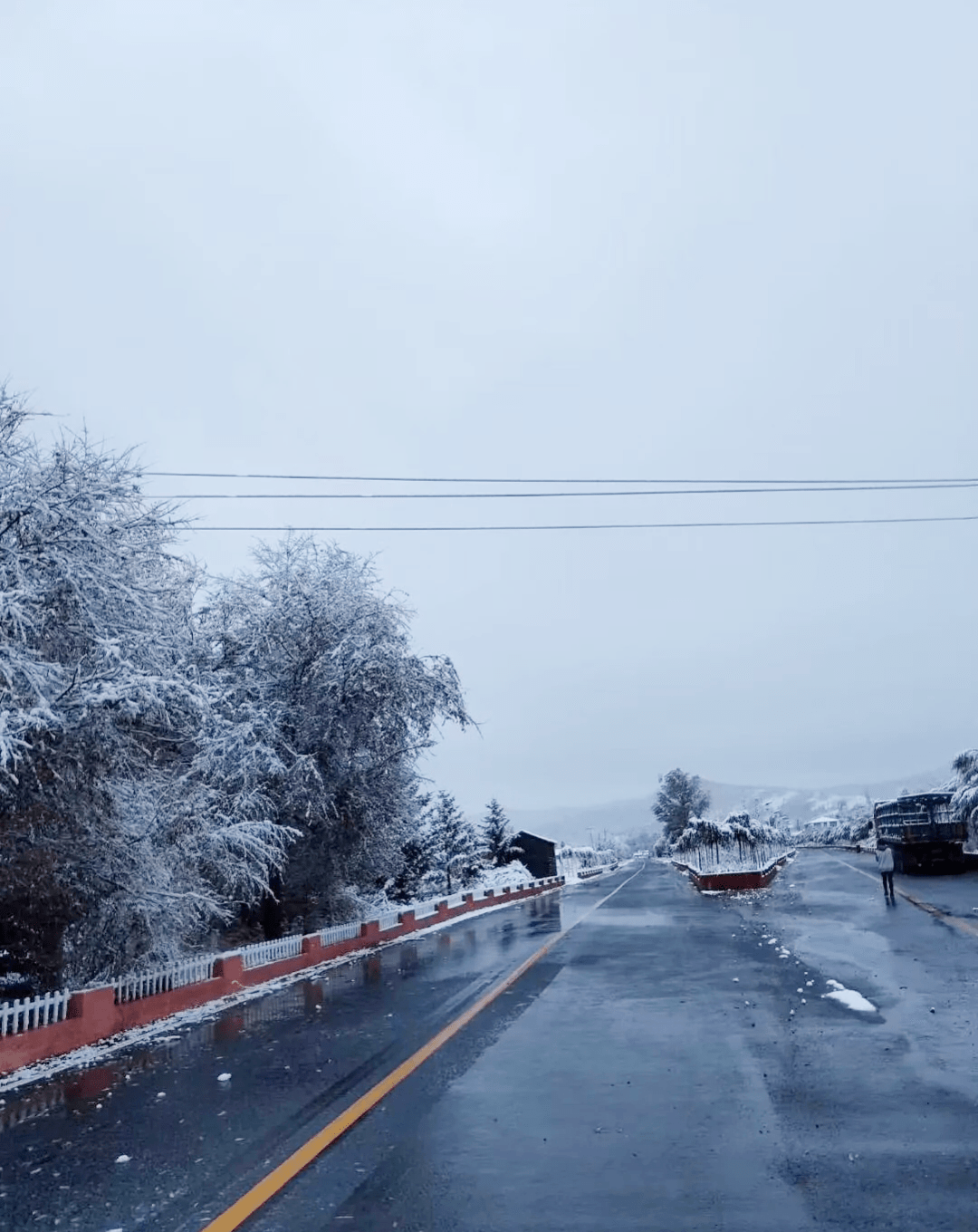赤峰又下雪了今年或遇60年来最冷冬天