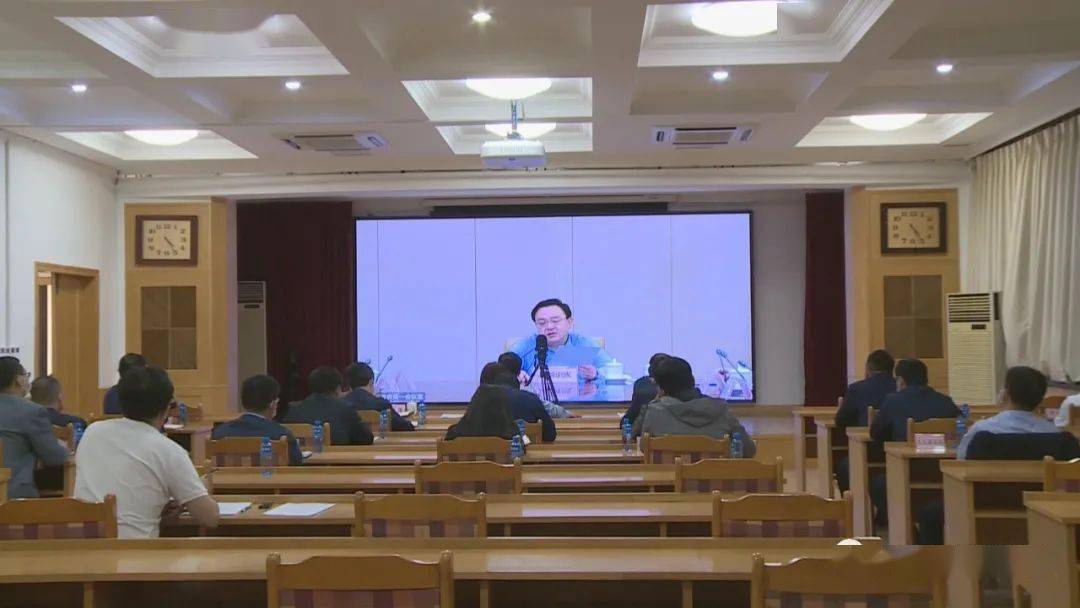 环翠区组织收看全市疫情防控工作紧急视频会议_邢海波