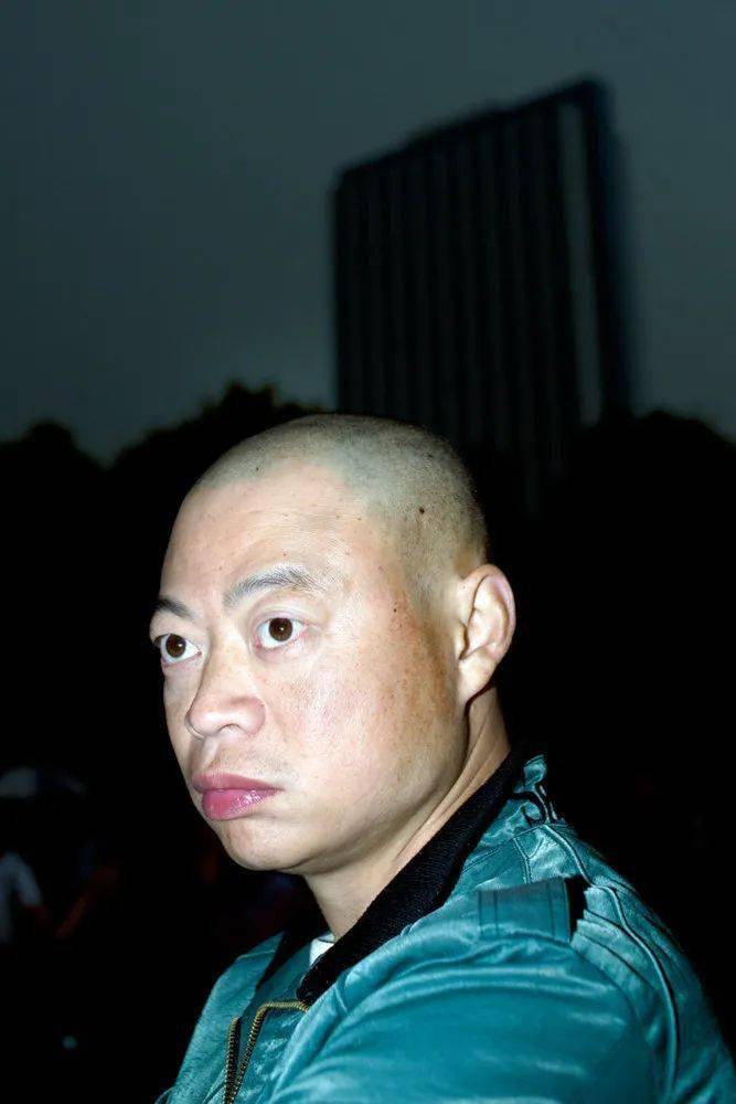 麓湖社区公共艺术季xa4奇妙夜|一场荒诞童话剧场之旅_冯立