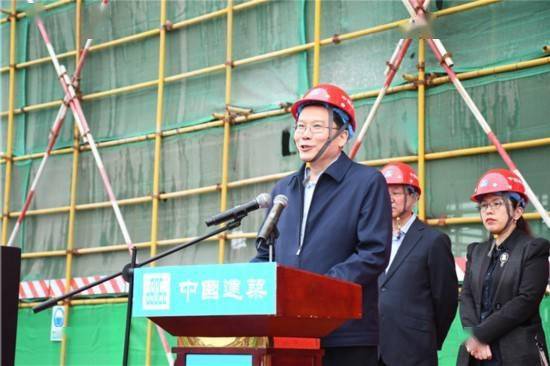 人大人代室副主任赵连志,市发改委副主任王广斌,市财政局副局长崔彦瑞