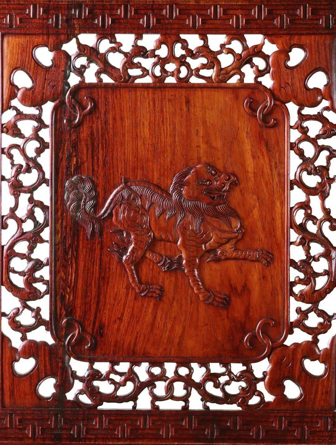 【中贸圣佳25周年春拍】黄花梨博古螭龙纹大屏风赏评