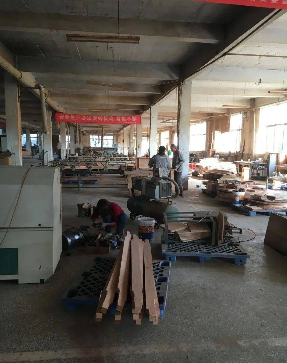 火灾过后龙口鹏鹤家具迅速复工复产