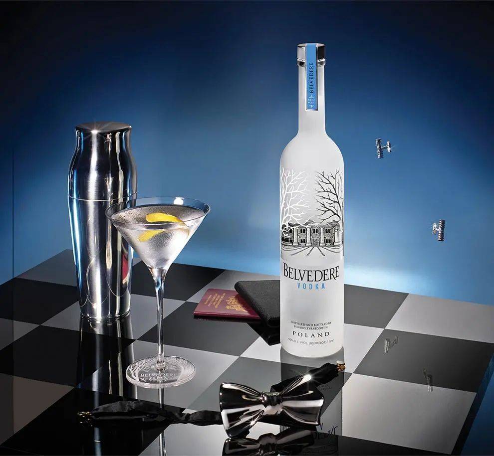 灰雁伏特加法国灰雁有着时光沉淀的内涵.