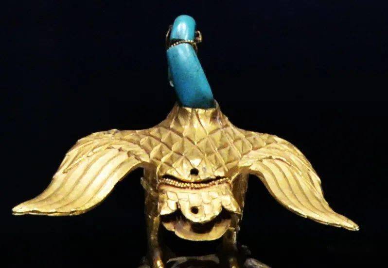 匈奴鹰顶金冠与其他:孟和套格套分享阿鲁柴登匈奴黄金文物上篇