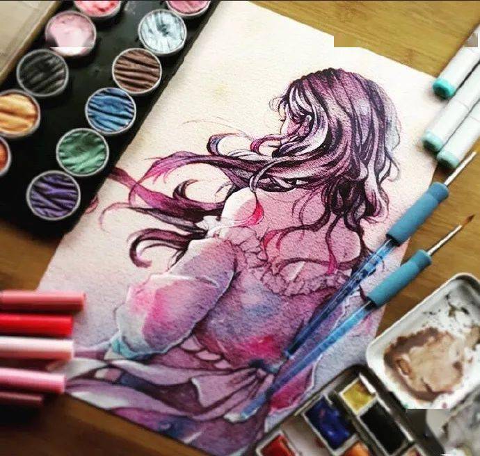 一组女孩马克笔手绘